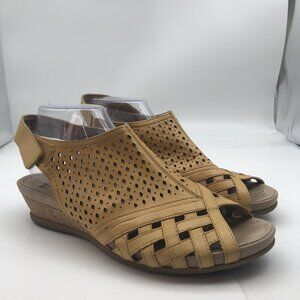Earth Leather Peep Toe Wedge Sandals Womans 9 Low Heel Pisa Galli
